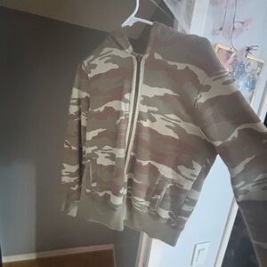 Old Navy Men's Zip Up Camouflage Sweater